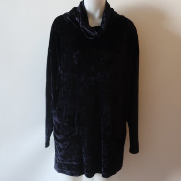 WOMENS TAPEMEASURE NEW YORK BLACK CRUSHED VELVET MOCK NECK TOP M * - Picture 3 of 14